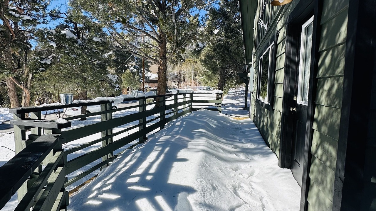 Photo of Patio Balcony in Whispering Forest