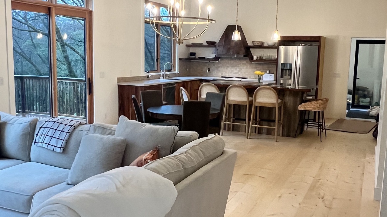 Photo of Livingroom in Colfax