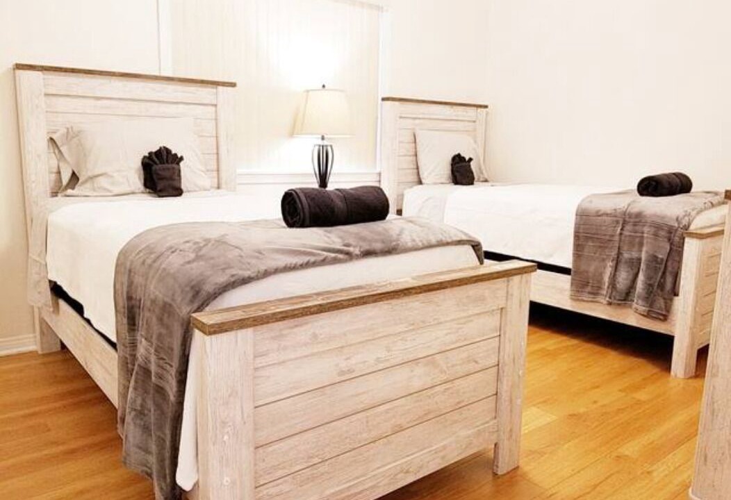 Photo of Bedroom in Fairfax District