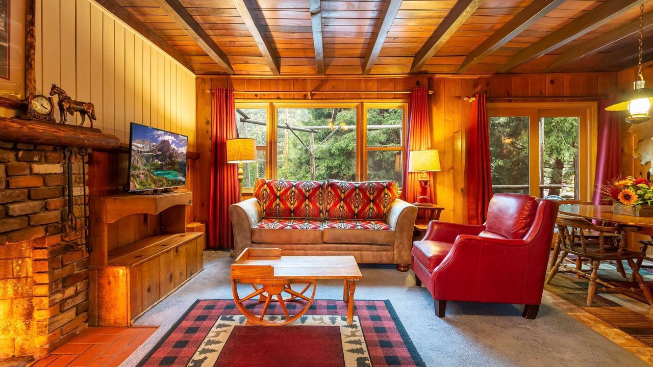 Photo of Livingroom in Twin Peaks