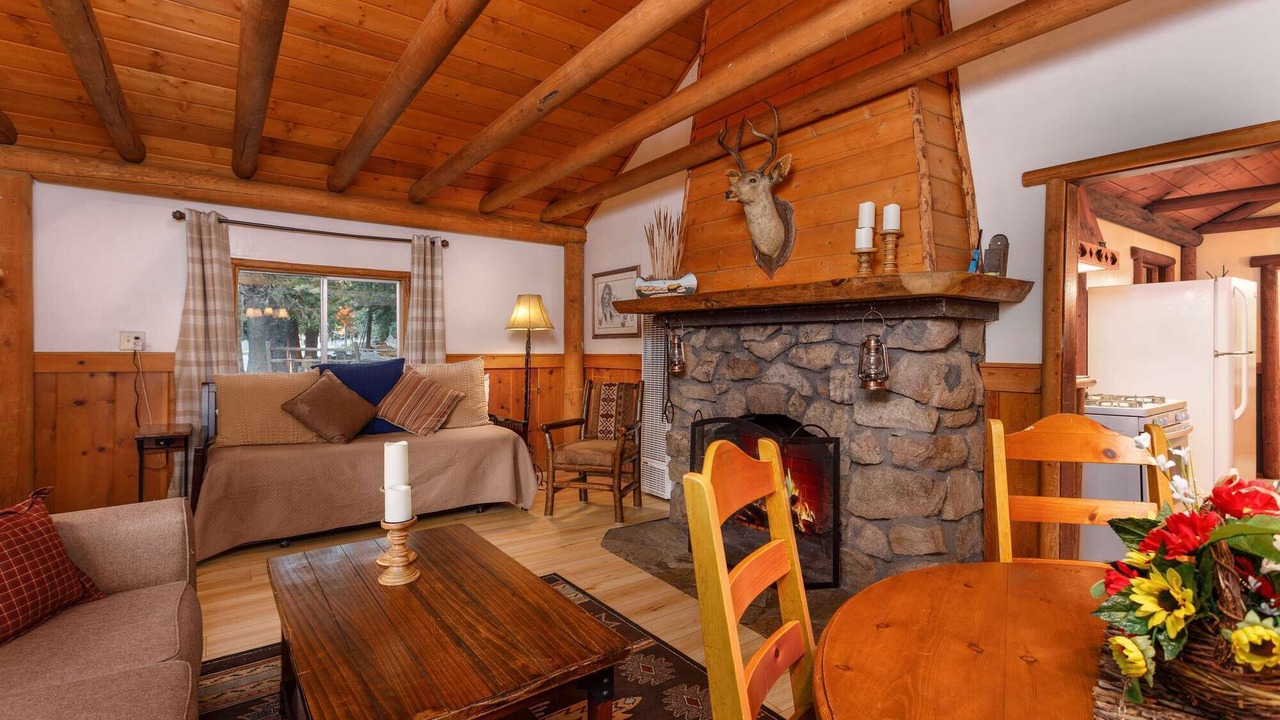 Photo of Bedroom in Twin Peaks