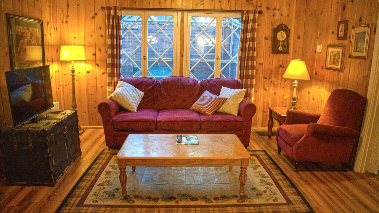 Photo of Livingroom in Twin Peaks