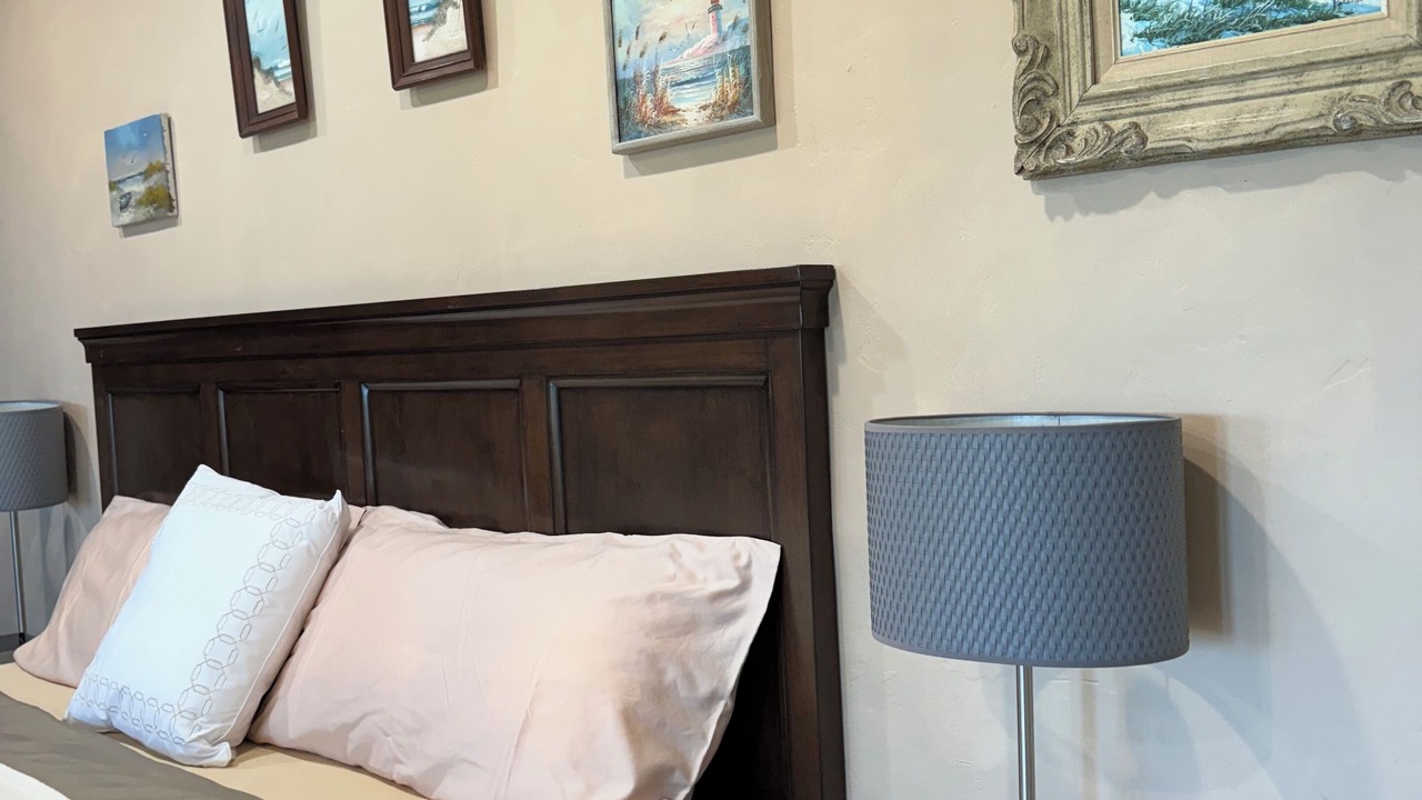 Photo of Bedroom in Pasadena