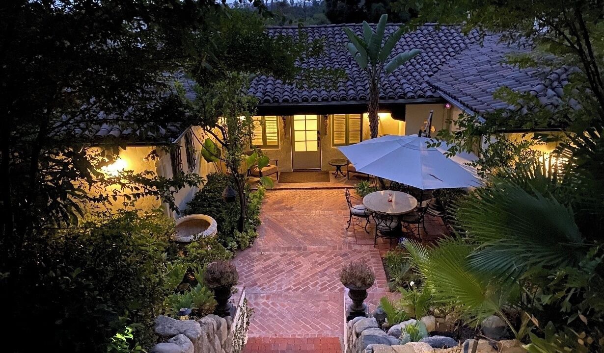 Photo of Patio Balcony in Pasadena