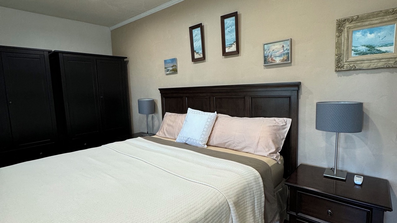 Photo of Bedroom in Pasadena
