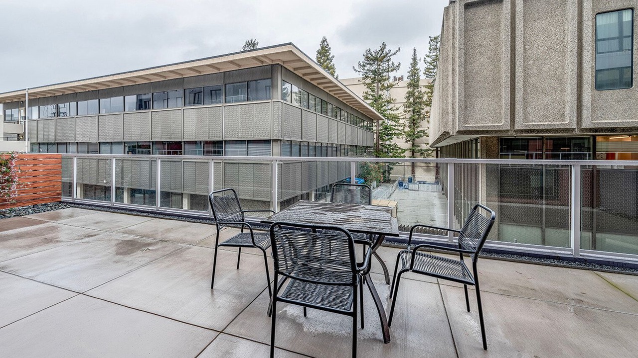 Photo of Outdoor in Piedmont Avenue