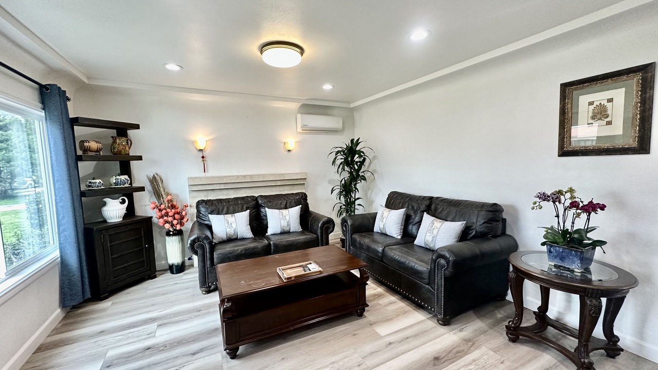 Photo of Livingroom in Monterey Park