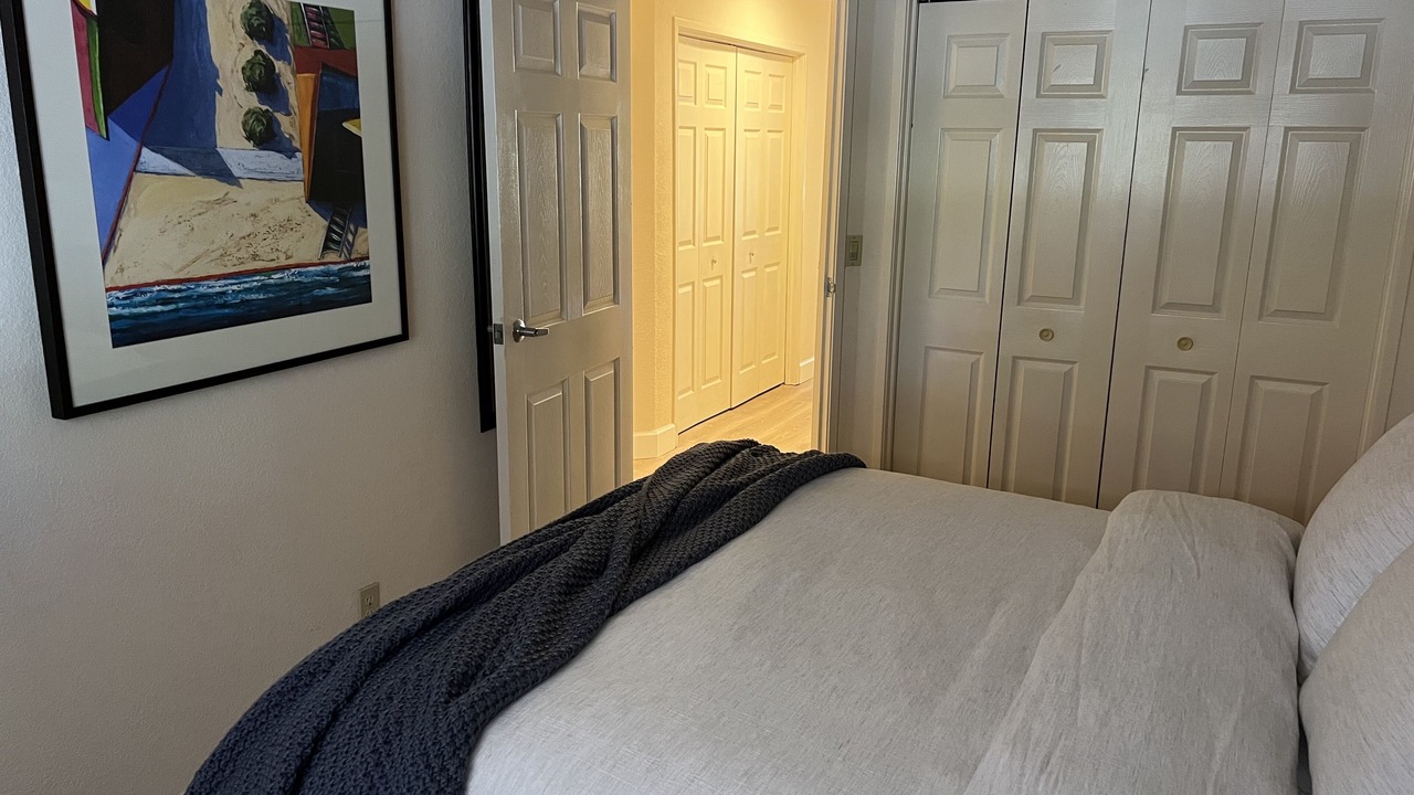 Photo of Bedroom in La Selva Beach