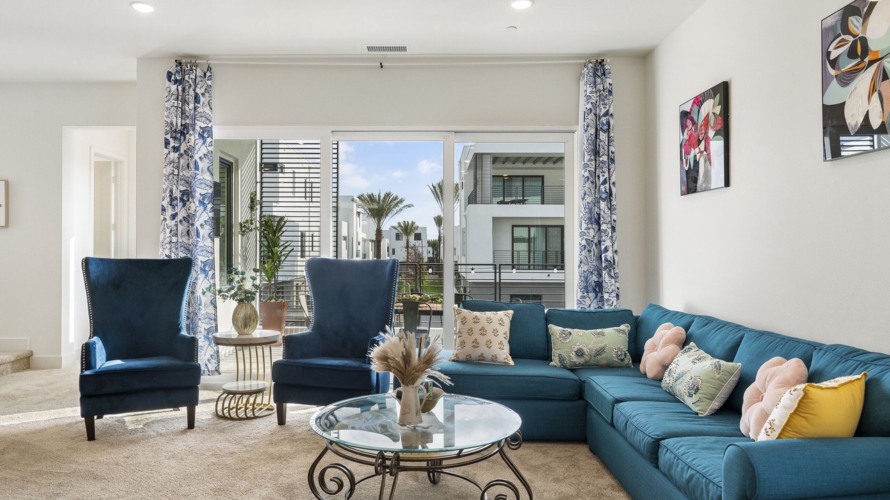 Photo of Livingroom in Tustin