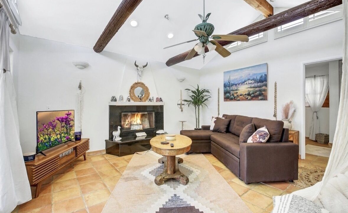 Photo of Livingroom in Indio