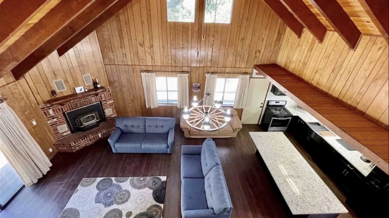 Photo of Livingroom in Running Springs