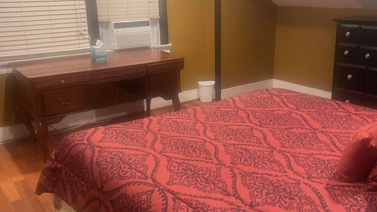 Photo of Bedroom in Downtown Riverside