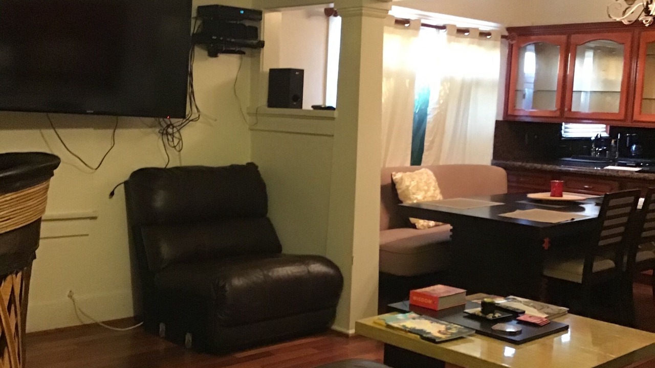 Photo of Livingroom in Downtown Riverside