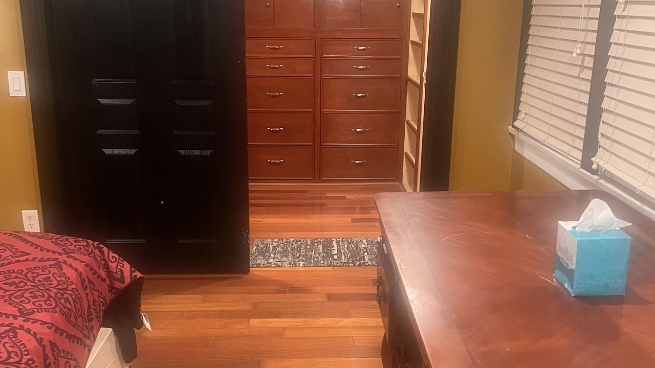 Photo of Bedroom in Downtown Riverside