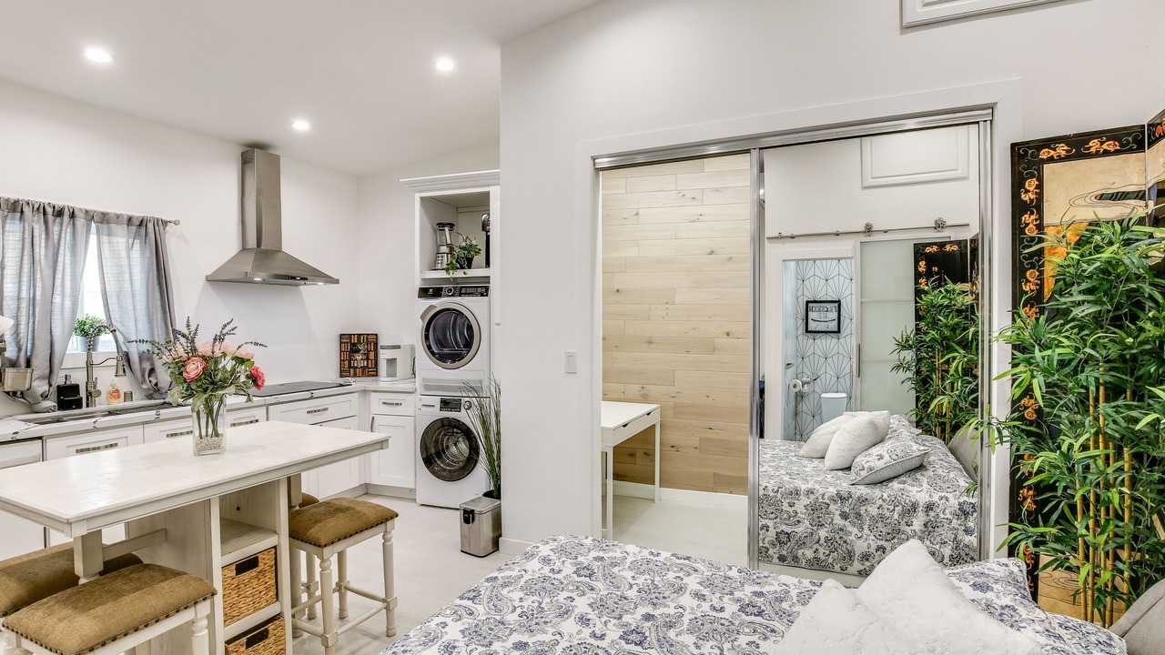 Photo of Bedroom in East Los Angeles
