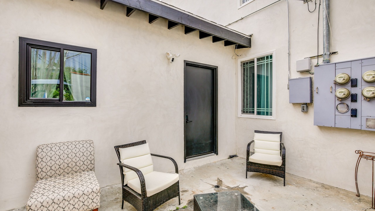 Photo of Patio Balcony in East Los Angeles