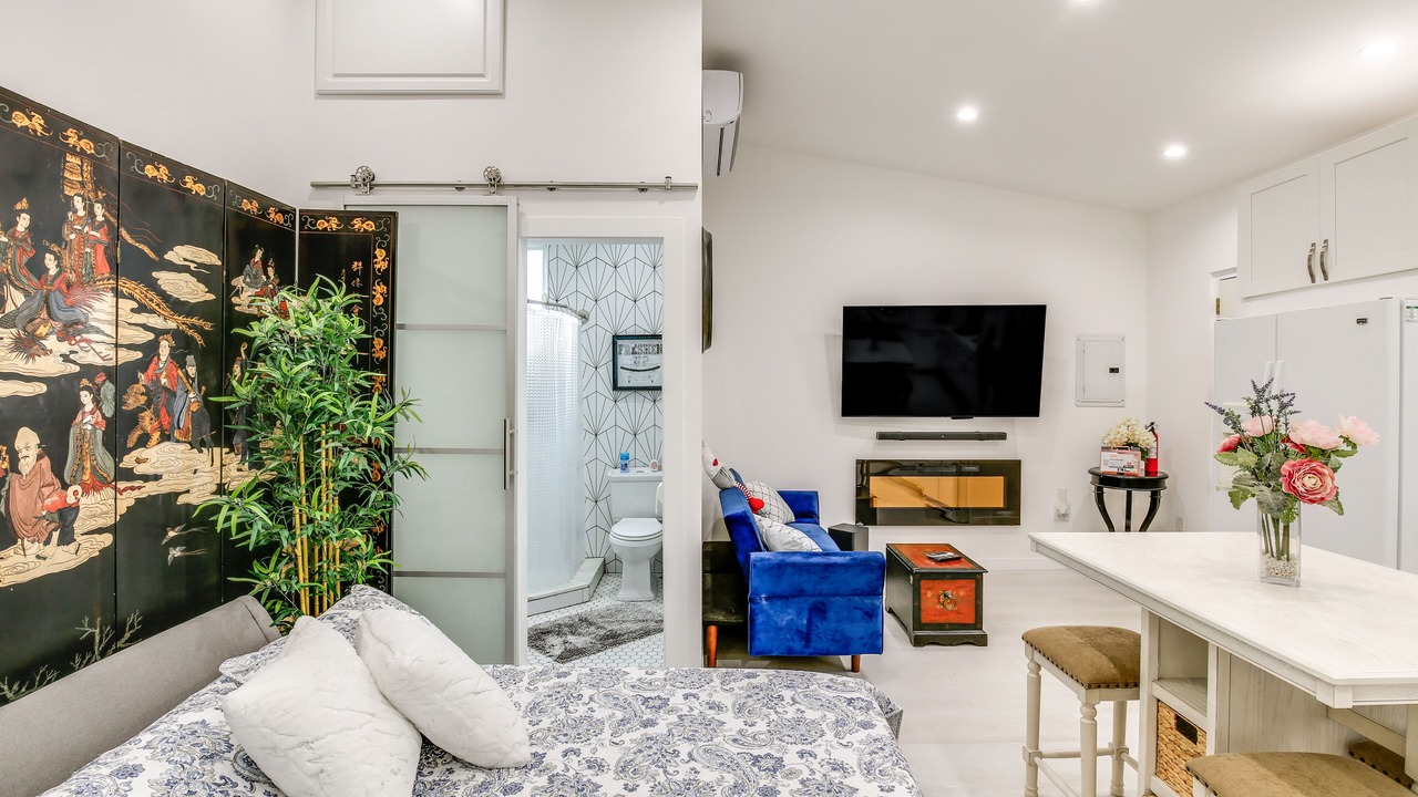 Photo of Bedroom in East Los Angeles
