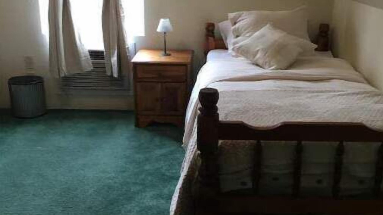 Photo of Bedroom in Lake Isabella