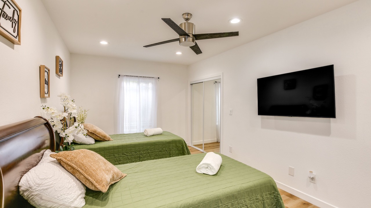Photo of Bedroom in East Los Angeles
