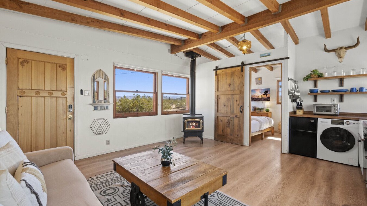 Photo of Livingroom in Joshua Tree
