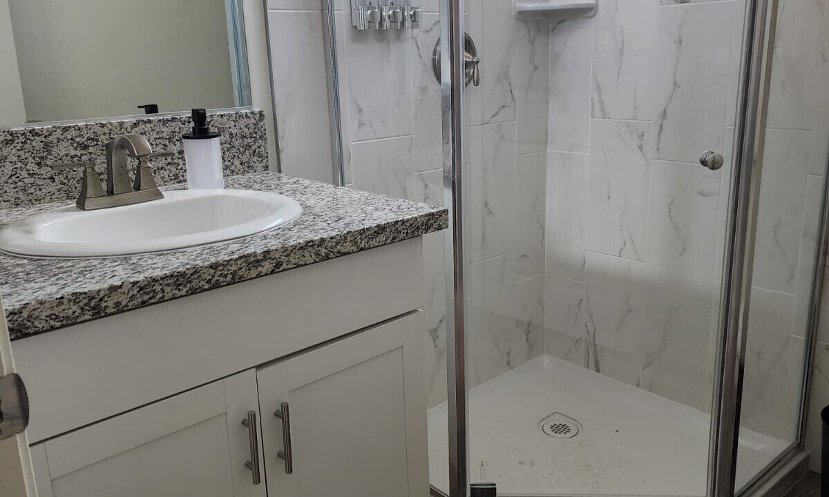 Photo of Bathroom in Delano