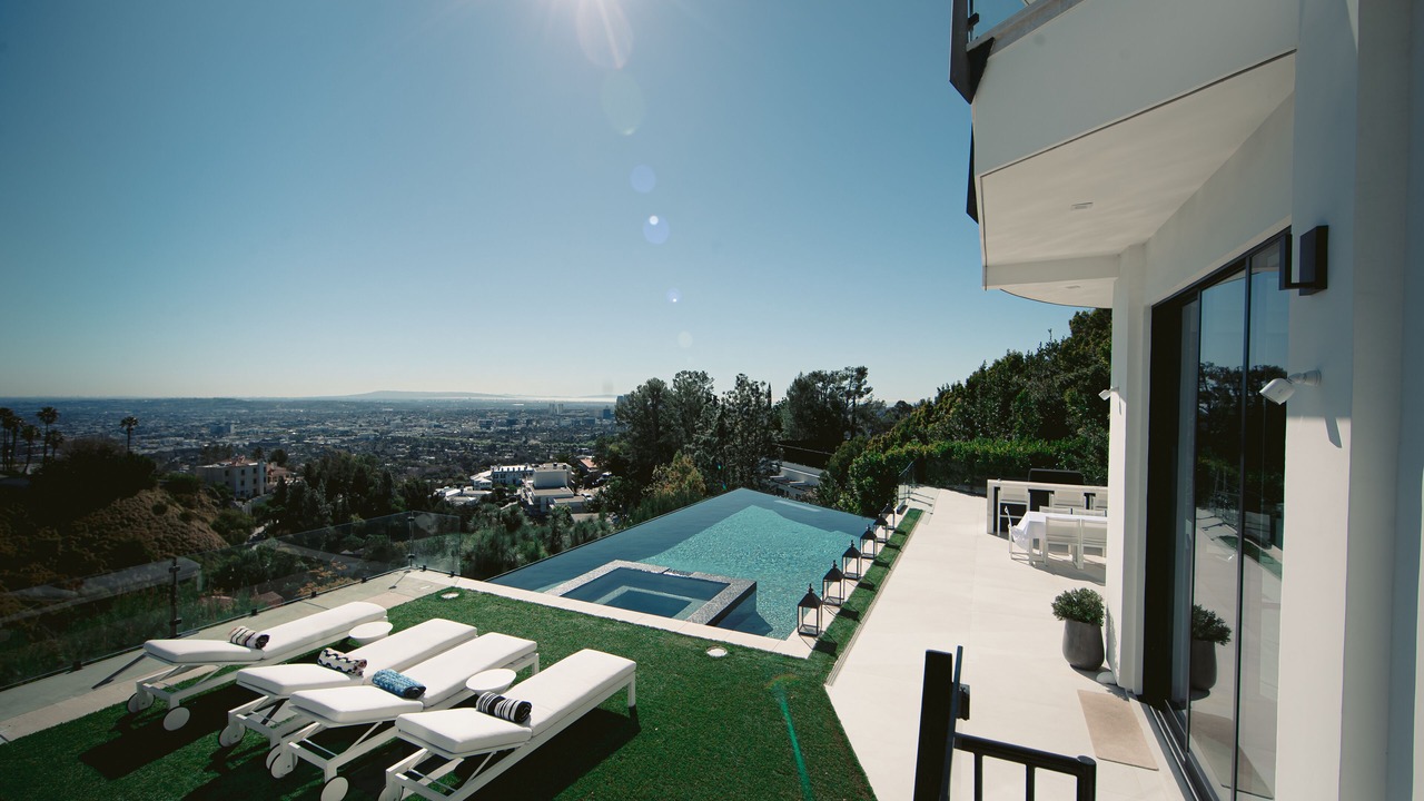Photo of Patio Balcony in Beverly Hills