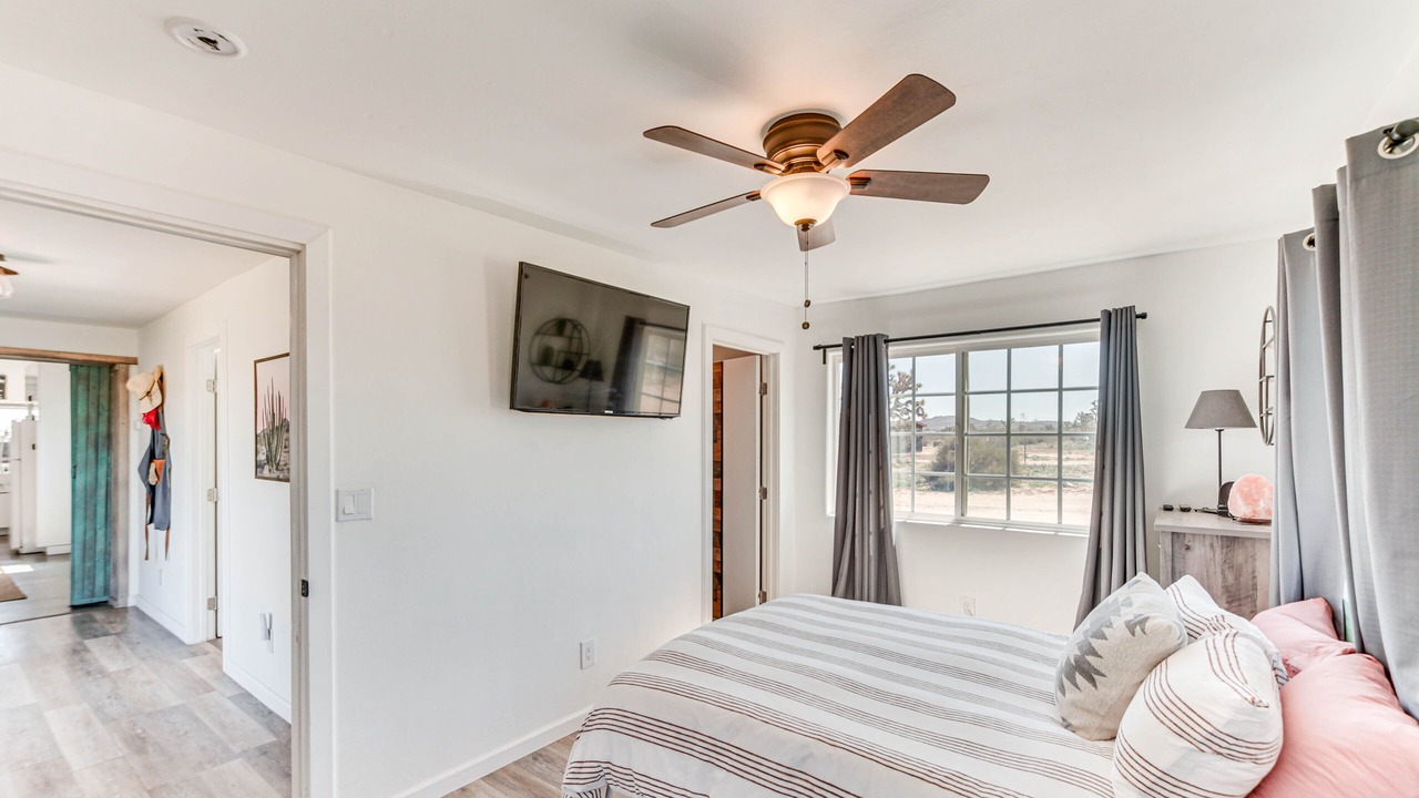 Photo of Bedroom in Landers