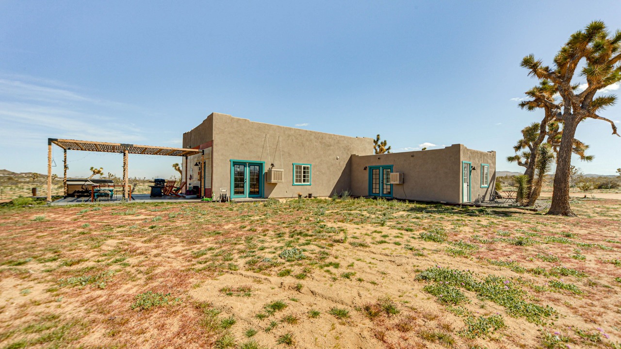 Photo of Outdoor in Landers