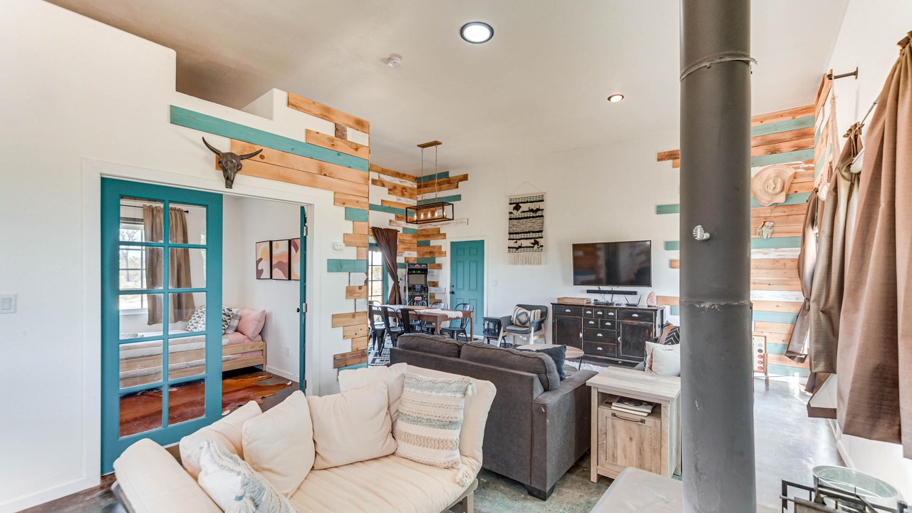 Photo of Bedroom in Landers
