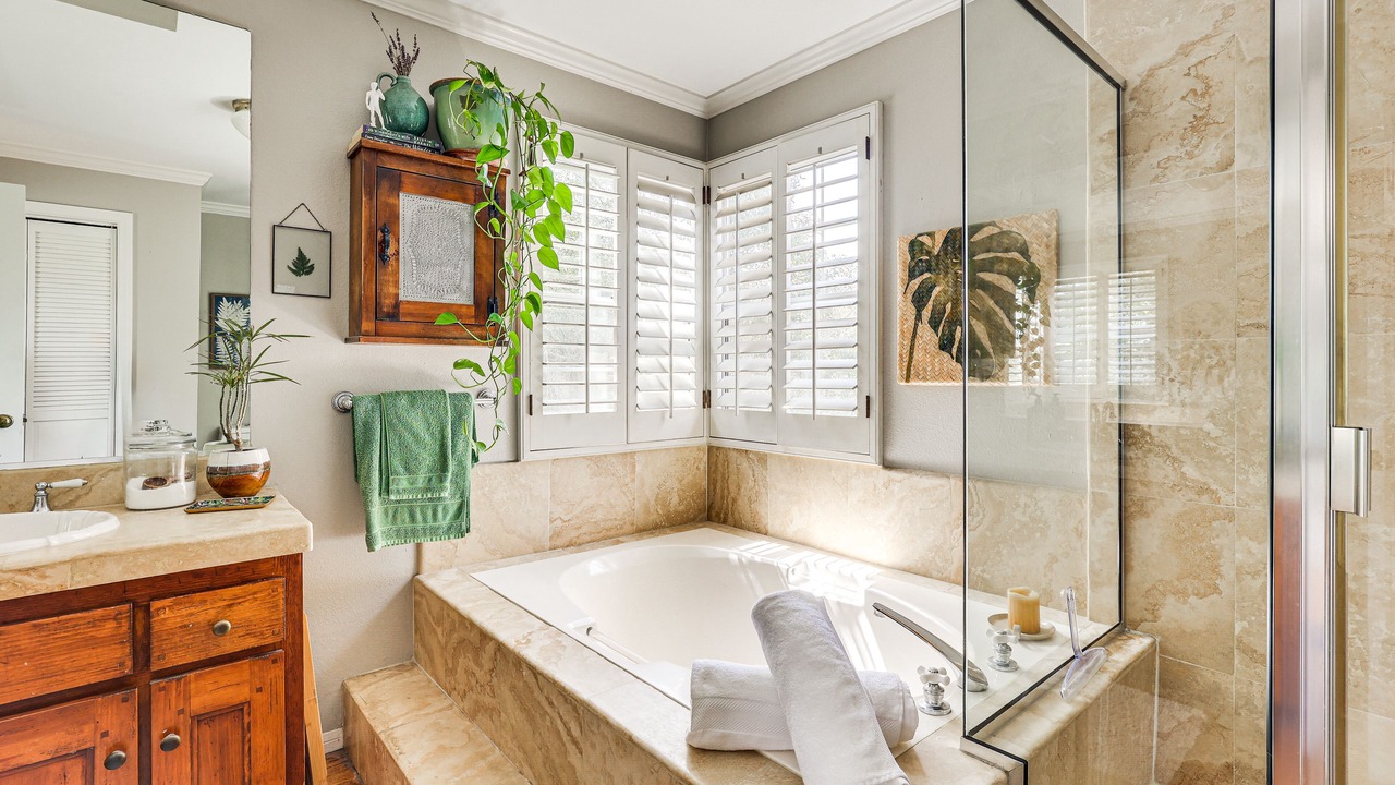 Photo of Bathroom in North Ridge