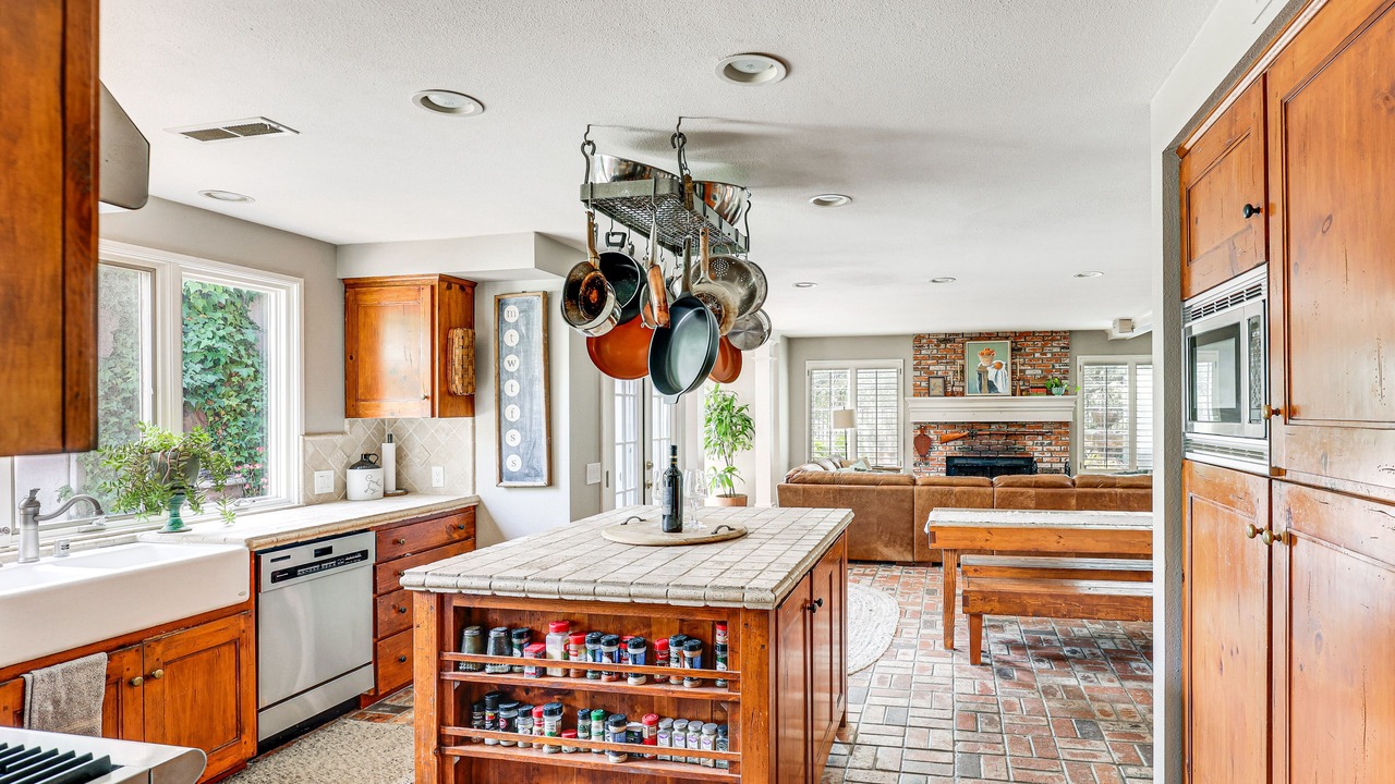 Photo of Kitchen in North Ridge