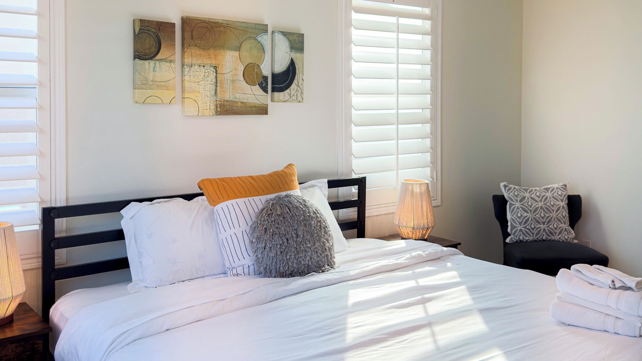 Photo of Bedroom in Mira Loma