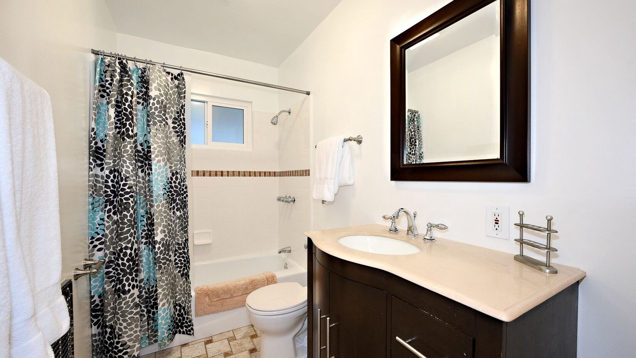 Photo of Bathroom in Hollywood