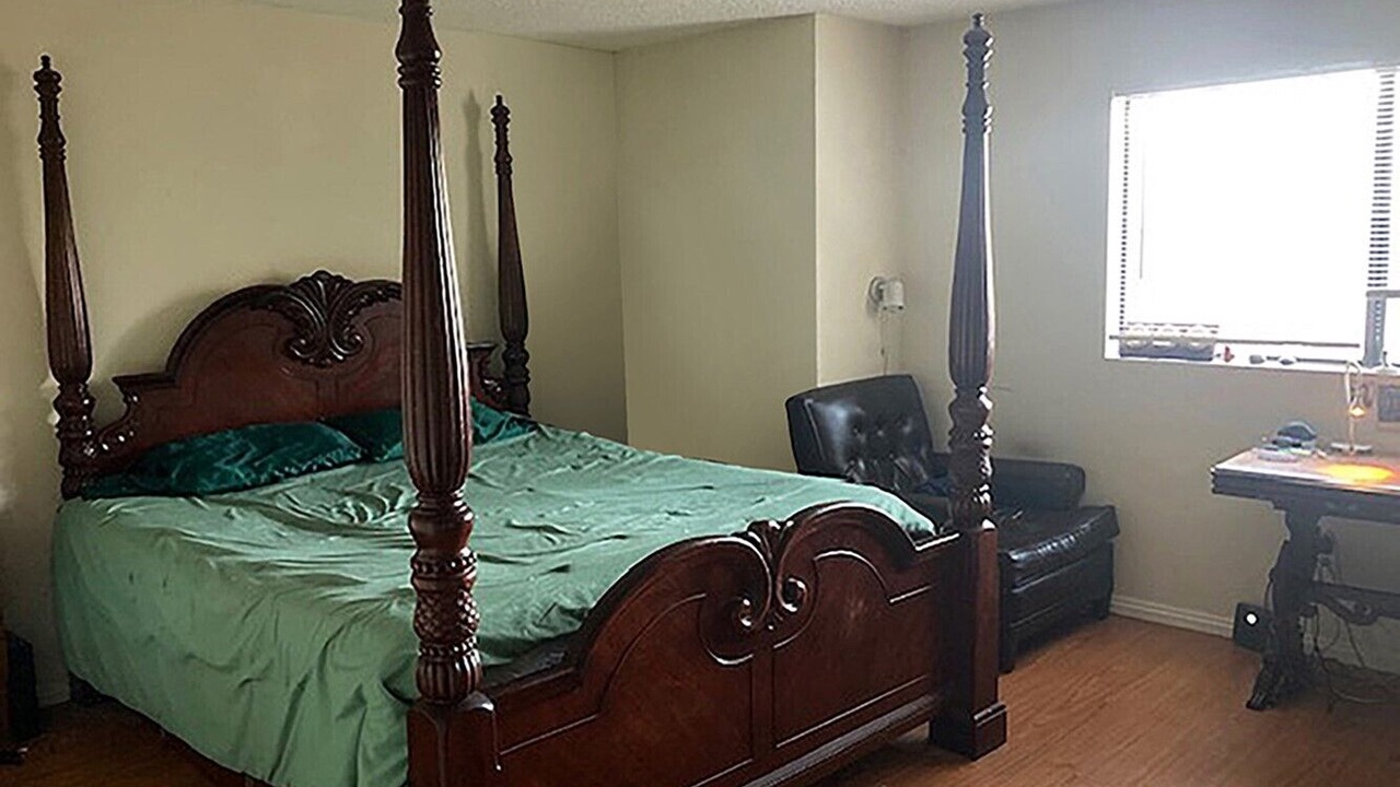 Photo of Bedroom in Pasadena