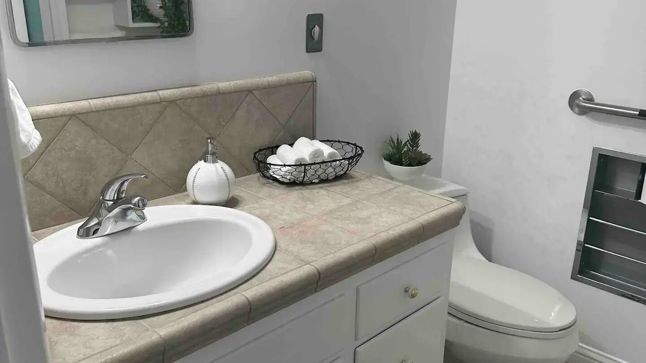 Photo of Bathroom in Fig Garden