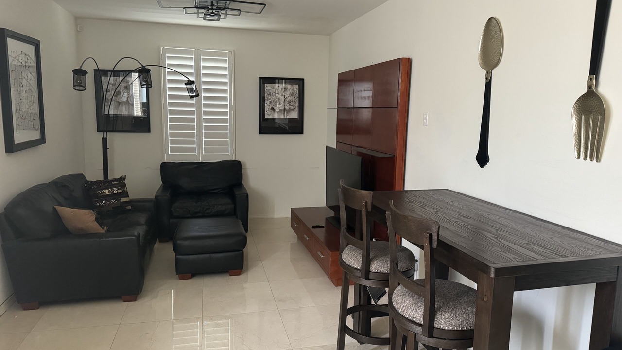 Photo of Livingroom in Sun City