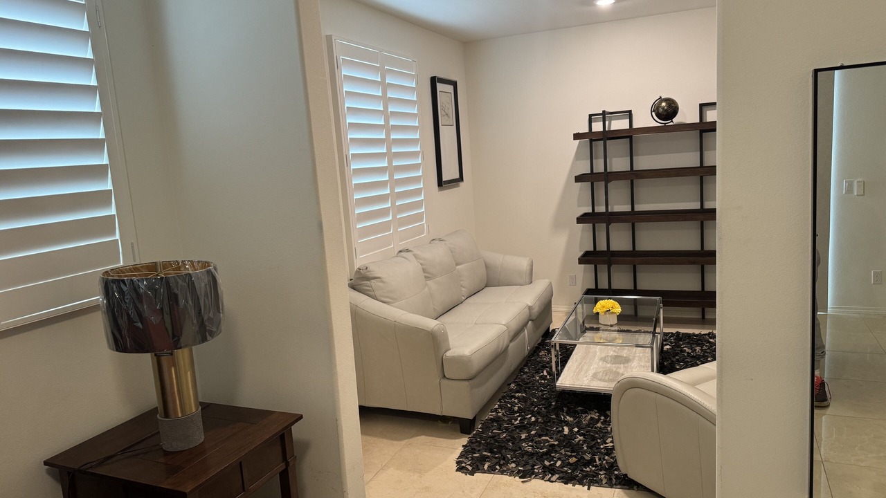 Photo of Livingroom in Sun City