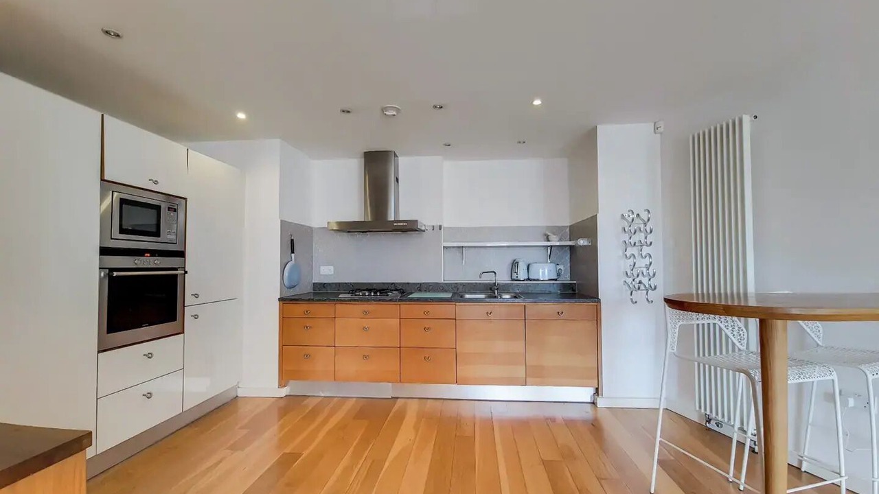 Photo of Kitchen in Peninsula