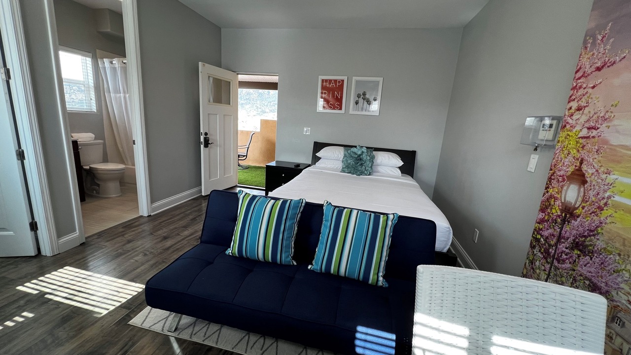Photo of Bedroom in Lakeside