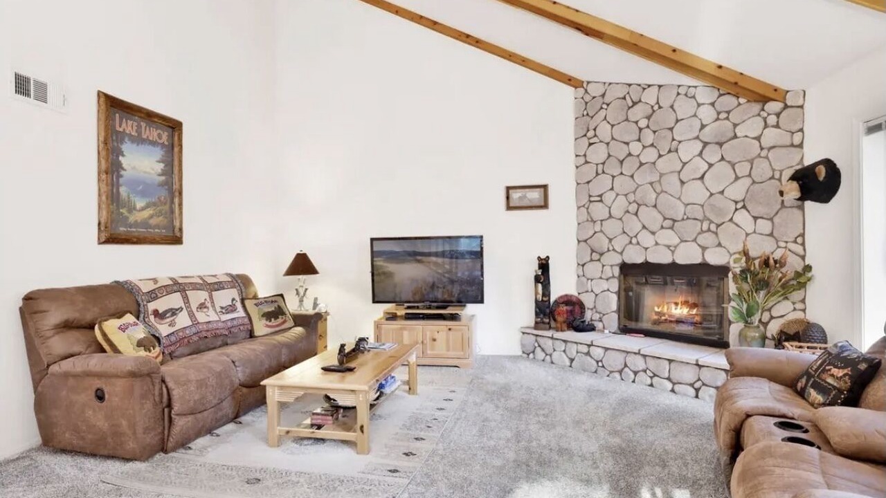 Photo of Livingroom in Moonridge