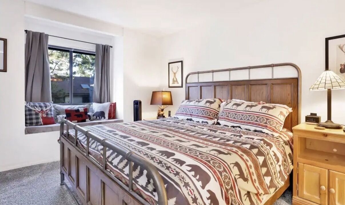 Photo of Bedroom in Moonridge