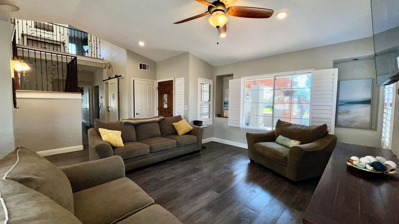 Photo of Livingroom in Temecula