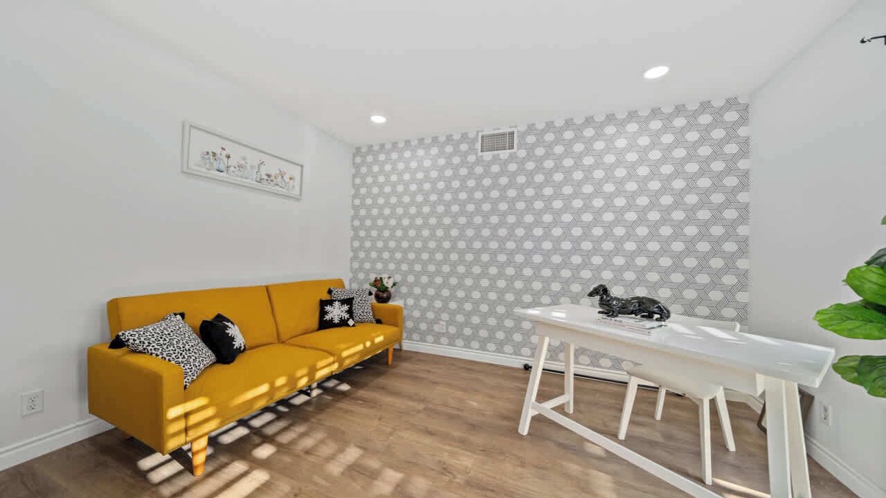 Photo of Livingroom in Fullerton