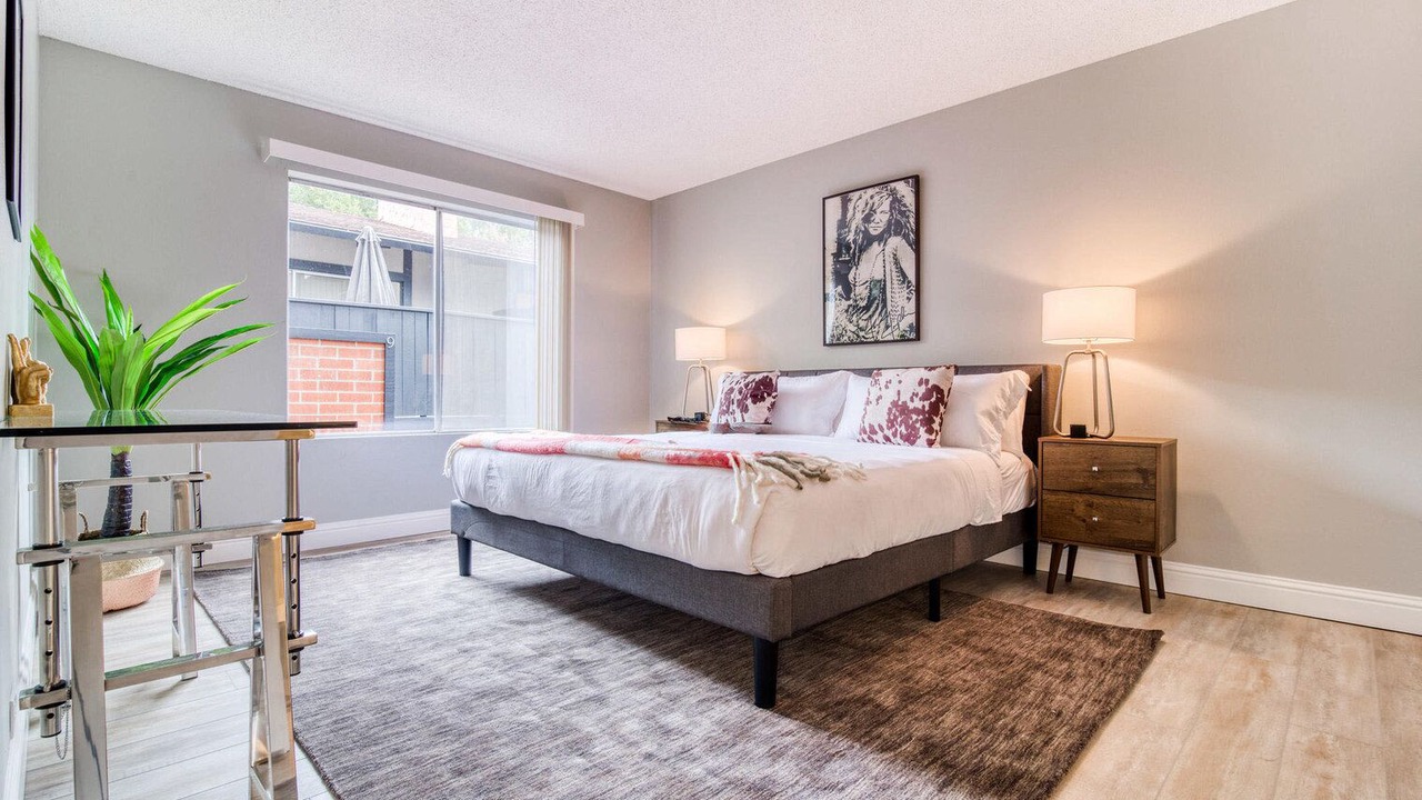 Photo of Bedroom in University South
