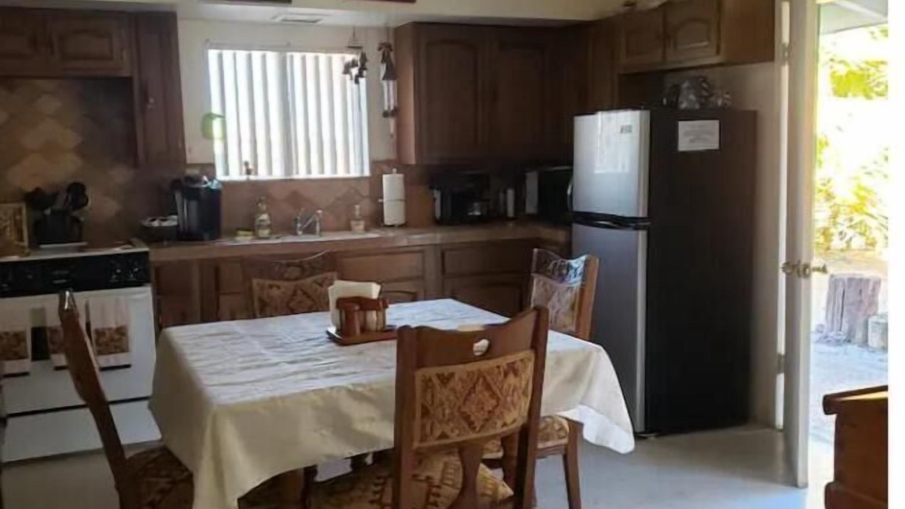 Photo of Kitchen in Newberry Springs