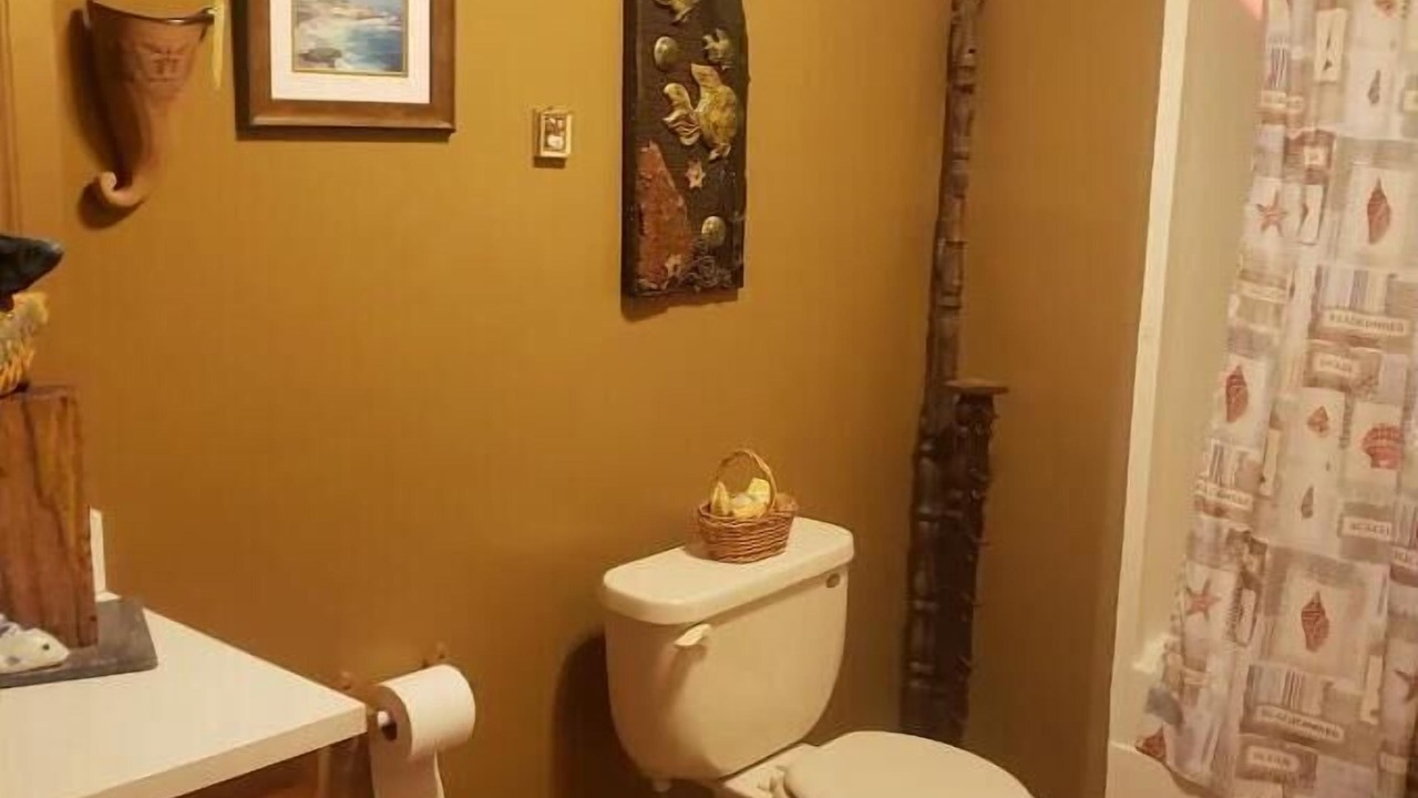 Photo of Bathroom in Newberry Springs