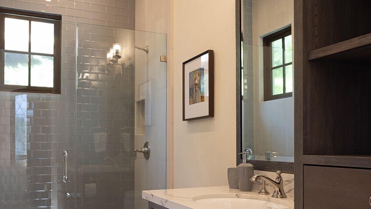 Photo of Bathroom in Carmel Point