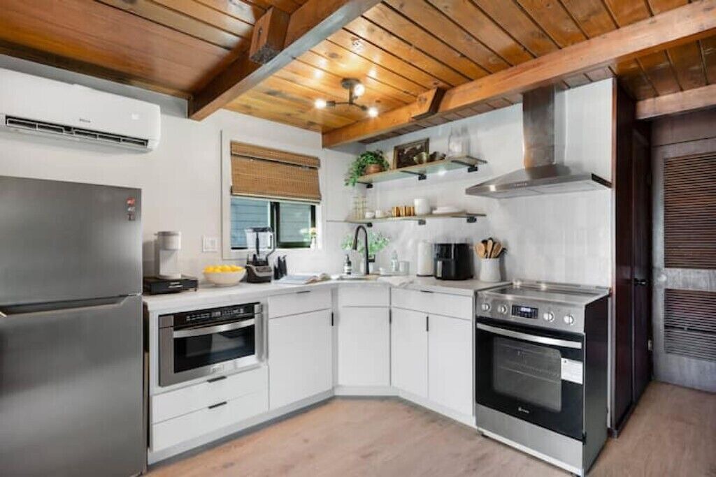 Photo of Kitchen in Bodfish