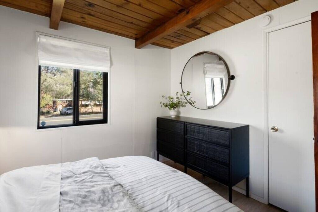 Photo of Bedroom in Bodfish