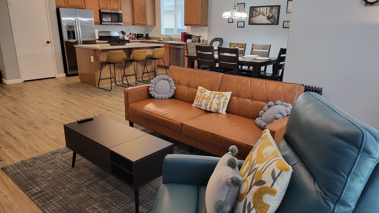 Photo of Livingroom in Victorville